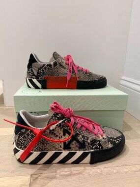Off White Sneakers
